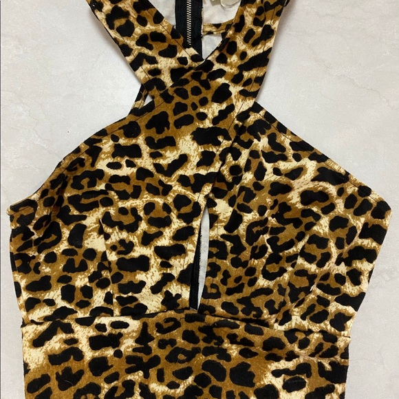 Leopard crop top - Picture 2 of 2